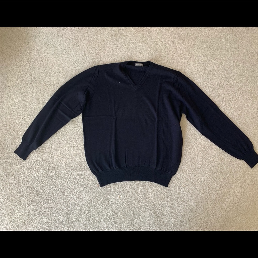 Navy V-Neck Men’s